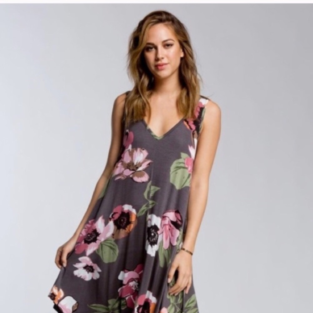 🆕 Sleeveless Floral Dress - Picture 4 of 4